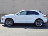 Used 2025 Porsche Macan image 2