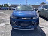Used 2019 Chevrolet Trax LT w/ LT Convenience Package image 2