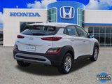Used 2023 Hyundai Kona SE image 3