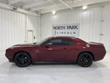 Used 2020 Dodge Challenger SXT image 2