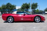 Used 2000 Chevrolet Corvette Convertible w/ Performance Handling Pkg image 3