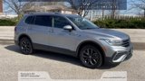 Used 2023 Volkswagen Tiguan SE image 2