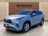 Used 2021 Toyota Highlander LE image 3