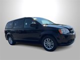 Used 2016 Dodge Grand Caravan SXT image 2