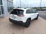 Used 2023 Jeep Cherokee Altitude Lux image 6