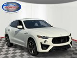 Used 2023 Maserati Levante Modena image 2
