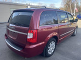 Used 2015 Chrysler Town & Country Touring w/ Driver Convenience Group image 6
