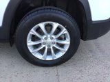 Used 2020 Jeep Cherokee Latitude w/ Cold Weather Group image 5