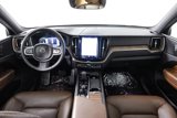 Used 2022 Volvo XC60 B5 Momentum image 3