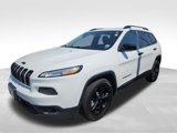 Used 2018 Jeep Cherokee Latitude w/ Altitude Package image 3