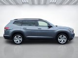 Used 2021 Volkswagen Atlas SE image 2