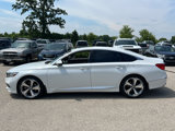 Used 2020 Honda Accord Touring image 2