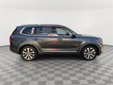 Used 2020 Kia Telluride S image 2