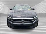 Used 2022 Volkswagen Jetta S image 2
