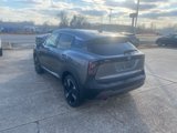 New 2025 Nissan Kicks SR image 4