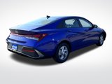 New 2025 Hyundai Elantra SE image 6