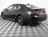 Used 2023 Toyota Camry SE image 5