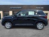 New 2025 Hyundai Venue SE image 3