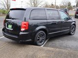 Used 2017 Dodge Grand Caravan SE image 6