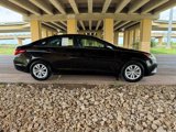 Used 2011 Hyundai Sonata GLS image 2