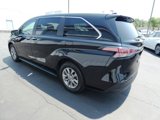 Used 2022 Toyota Sienna XLE image 5