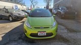 Used 2012 Ford Fiesta SE image 2