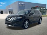 Used 2018 Nissan Rogue SV image 3