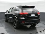 Used 2017 Jeep Grand Cherokee Altitude image 5