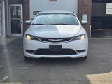 Used 2016 Chrysler 200 Limited image 3