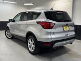 Used 2019 Ford Escape SE image 4