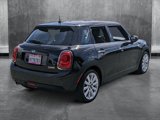Used 2021 MINI Cooper 4-Door Hardtop image 5