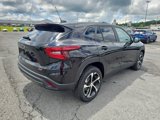 Used 2024 Chevrolet Trax RS w/ Sunroof Package image 4