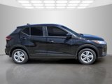 New 2025 Nissan Kicks Play S image 4