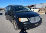 Used 2008 Chrysler Town & Country Touring image 2