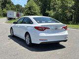 Used 2017 Hyundai Sonata SE image 5