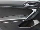 Used 2021 Volkswagen Tiguan SE image 5