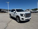 Used 2021 GMC Yukon Denali w/ Denali Premium Package image 3