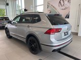 Used 2022 Volkswagen Tiguan SE R-Line image 4