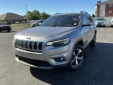 Used 2019 Jeep Cherokee Limited w/ Luxury Group image 3