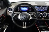 Used 2025 Mercedes-Benz GLB 250 4MATIC image 5