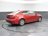 Used 2021 Toyota Corolla LE image 5