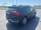 Used 2020 GMC Terrain SLT w/ Preferred Package image 3