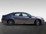 Used 2022 Toyota Camry SE image 3