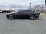Used 2018 Kia Stinger GT2 image 4