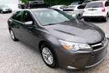Used 2017 Toyota Camry LE image 5