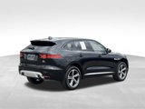 Used 2020 Jaguar F-PACE S image 5