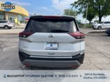Used 2021 Nissan Rogue SV image 4