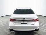Used 2020 Toyota Avalon Limited image 6