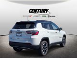 Used 2023 Jeep Compass Limited image 4
