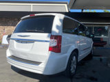 Used 2016 Chrysler Town & Country Touring image 5